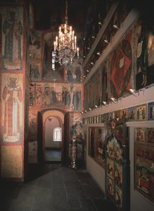 Innenraum mit der Ikonostase in der Kirche Saint Robe im Moskauer Kreml