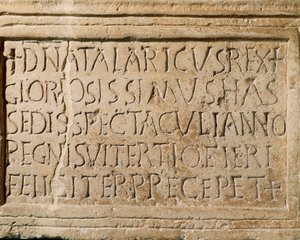Barbarische Zivilisation: Inschrift aus der Regierungszeit von König Ostrogoth Athalaric
