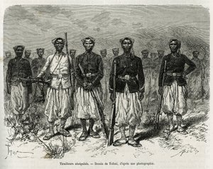 Senegalesische Reiter der Expeditionseskorte. Gravur von Tofani, um die Geschichte der Erkundung im oberen Niger von Kommandant Gallieni, der Marineinfanterie, in 1880-1881 zu illustrieren, veröffentlicht in der Tour du monde, unter der Leitung von Edouard von Oswaldo Tofani