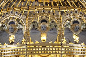 Engel an der Kirche Am Steinhof (Kirche Leopold), Wien, Österreich