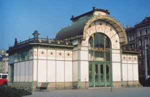 Karlsplatz Stadtbahn, entworfen von Otto Wagner (1841-1918)