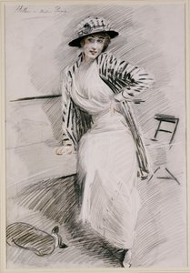 Madame Paris sitzt auf einer Bank