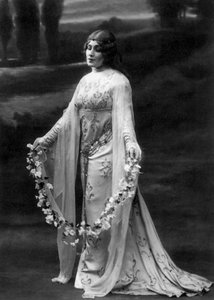 Marguerite Carré als Mélisande in der Oper Pelléas et Mélisande von Claude Debussy im Jahr 1911, Foto von Paul Nadar