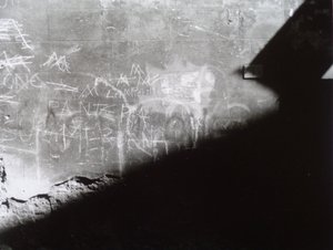 Vintage Schwarz-Weiß-Foto Nr. 2, 1989 von Peter McClure