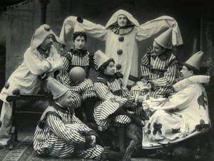 Theaterkomposition. Platinotypie von Pyotr Petrovich Pavlov (1860-1925) von Petr Petrovich Pavlov
