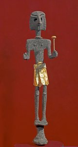 Phönizische Kunst: Statuette einer Gottheit aus Silber und Gold