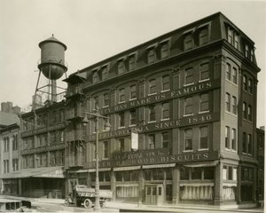 J. S. Ivins Son Inc. - Bäcker guter Kekse (s/w Foto) von Photographer American