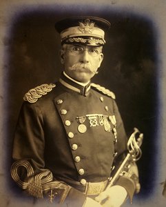 Unidentifizierter Offizier der US-Armee, ca. 1900 von Photographer American