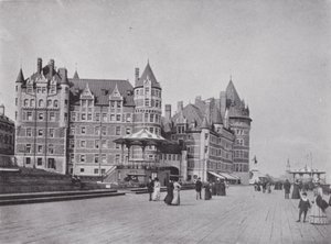 Chateau Frontenac und Dufferin Terrasse von Photographer Canadian