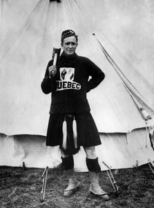 Kanadischer Soldat in einem Quebec-Trikot, Schlacht an der Somme von Photographer French
