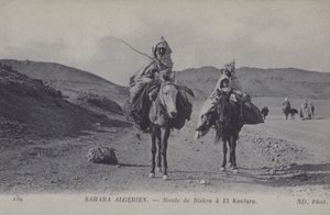 Reisende in der algerischen Sahara auf der Straße von Biskra nach El Kantara von Photographer French