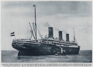 Imperator, Ozeandampfer, gebaut für die deutsche Hamburg-Amerika-Linie im Jahr 1913, von den Alliierten genutzt, um amerikanische Truppen nach dem Ende des Ersten Weltkriegs in die Vereinigten Staaten zurückzubringen (s/w Foto) von Photographer German