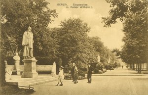 Siegesallee und Statue von Kaiser Wilhelm I., Berlin von Photographer German