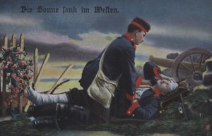 Die Sonne ging im Westen unter: Ein deutscher Soldat tröstet seinen sterbenden Kameraden auf dem Schlachtfeld von Photographer German