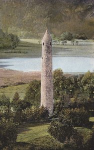 Irland: Alter Rundturm, Glendalough, County Wicklow von Photographer Irish