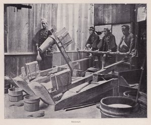 Reis entspelzen oder Reismehl herstellen mit einem Reishammer, Japan von Photographer Japanese