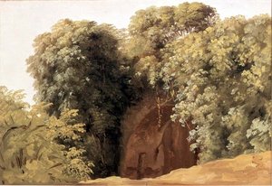 Ruinen einer Arkade mit Grasbüscheln