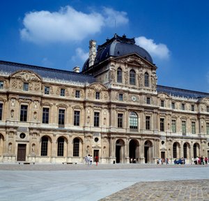 Architektur: Blick auf den quadratischen Innenhof im Louvre. Realisiert von Pierre Lescot (1515-1578)