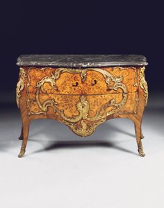 Louis-XV-Kommode, verkauft von Adrien Delorme