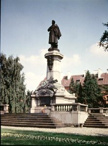 Statue von Adam Mickiewicz (1798-1855), errichtet 1898 von Polish School