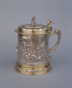 Bierkrug mit Szenen aus dem Leben des Propheten Elija