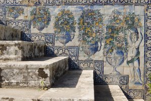 Azulejos-Fliesen in den Palastgärten (Keramik) von Portuguese School