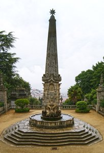Santuário de Nossa Senhora dos Remédios Obelisk, Lamego, Portugal. 1738 von Portuguese School