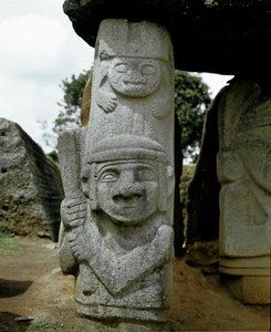 Megalithische Skulptur eines Kriegers von Pre Columbian Pre Columbian