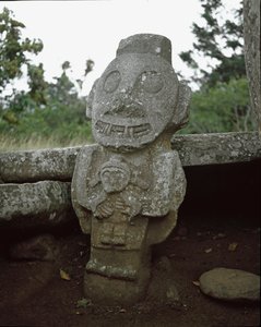 Megalithische Skulptur der Fruchtbarkeitsgöttin von Pre Columbian Pre Columbian
