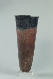 Schwarzgekrönte Vase, Naqada I-II Periode von Predynastic Period Egyptian