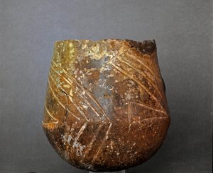 Prähistorisch: Terrakottavase aus der Nekropole von Caolino al Sasso di Furbara, Latium. Steinzeit. Neolithikum. Rom, Museo Nazionale Preistorico Etnografico Luigi Pigorini