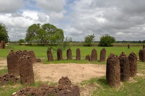 Urgeschichte: Megalithischer Steinkreis von Wassu, Gambia von Prehistoric Prehistoric