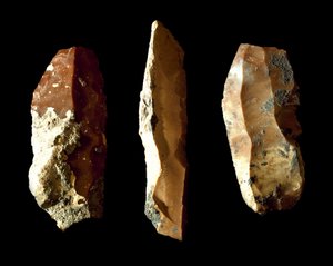 Prähistorisch: Flintkratzer. Neolithikum. Aus Umbrien. Perugia, Museo Archeologico Nazionale dell