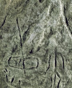 Prähistorie, Felskunst: Petroglyphen (Graffiti auf Stein) einer Darstellung eines Bootes und einer menschlichen Figur. Neolithikum, Steinzeit. (Aserbaidschan) Bronzezeit. Baku, Aserbaidschanisches Staatliches Religionsgeschichtliches Museum