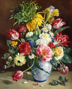 Tulpen, Rosen, Narzissen und andere Blumen in einer blau-weißen Vase