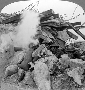 Maschinengewehrnest, Poelcappelle, Belgien, Erster Weltkrieg, 1914-1918 von Realistic Travels Publishers