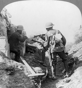 Die Gefangennahme eines deutschen Maschinengewehrschützen, Croisilles, Frankreich, Erster Weltkrieg, um 1917-1918