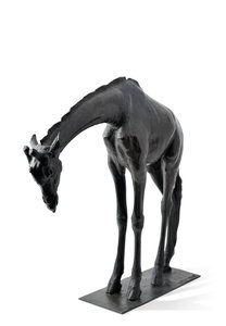 Große Giraffe mit gesenktem Kopf, modelliert 1909-10, gegossen vor 1913