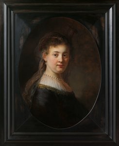Junge Frau in Fantasiekostüm