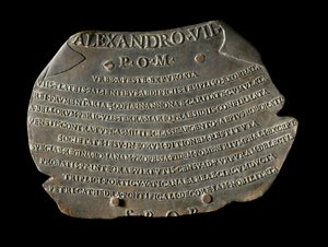 Mittelalterliche Bronzeplakette zur Feier des Endes der Pest in Rom von John Pardon