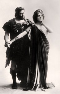 Oscar Asche und Lily Brayton in einer Szene aus The Virgin Goddess, frühes 20. Jahrhundert von Rita Martin