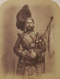 Piper David Muir, 42. Highlanders (Black Watch) von Robert Howlett