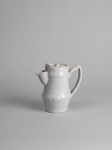 Weiß zinn glasierte Kaffeekanne, 1914-15 von Roger Eliot Fry