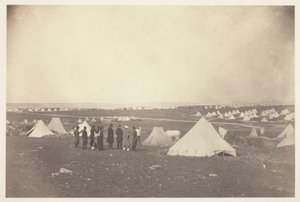 Quartier von General Bosquet mit Blick auf Mackenzie Farm von Roger Fenton