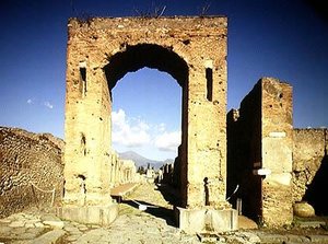 Bogen des Caligula von Roman