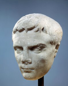 Kunst des antiken Rom: Gesicht des Augustus (Octavian, 63 v. Chr.-14 n. Chr.). Der erste römische Kaiser. Skulptur gefunden in Kos, zwischen 27 und 20 v. Chr. Paris, Louvre von Roman