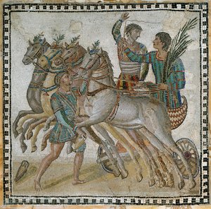 Wagenrennen (Quadriga) mit Wagenlenkern in Startposition und einem Stallburschen neben dem weißen Pferd (im Vordergrund) - Mosaik, 3. Jahrhundert