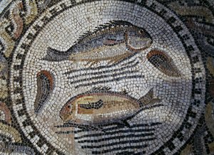 Fisch, Mosaik in der römischen Stadt Volubilis (UNESCO-Welterbeliste)