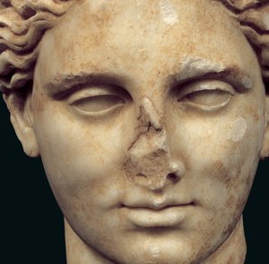 Kopf von Apollo Sauroktonos (der Eidechsentöter), Kopie einer griechischen Bronze des 4. Jahrhunderts von Praxiteles, gefunden in Kifissia (Detail)