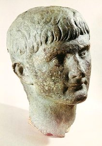 Kopf von Tiberius (42 v. Chr.-37 n. Chr.)